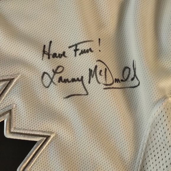 Team Canada hockey  jersey - Picture 4 of 5